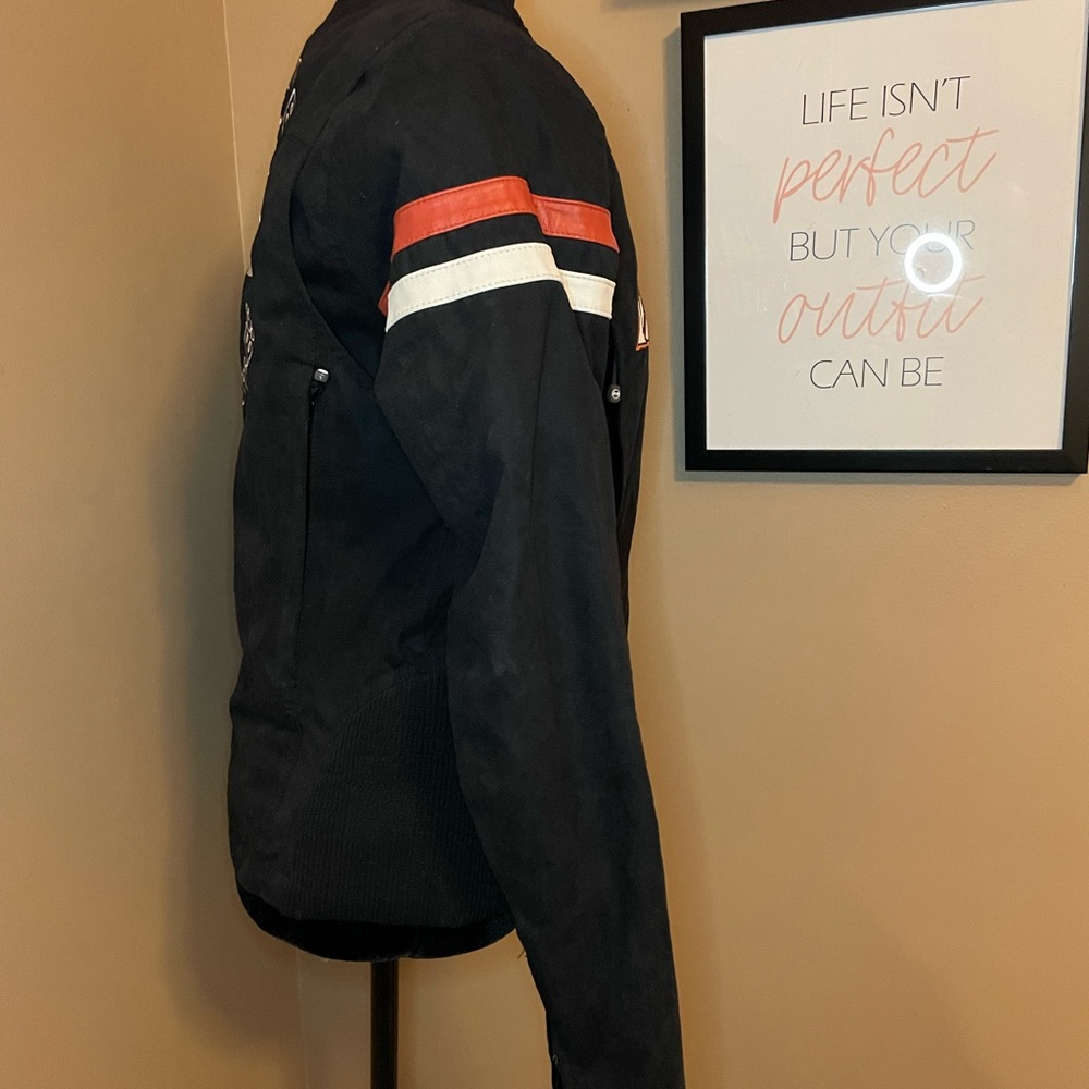 Like New, Women’s Harley Davidson, size small, black and orange riding jacket. - Picture 8 of 15